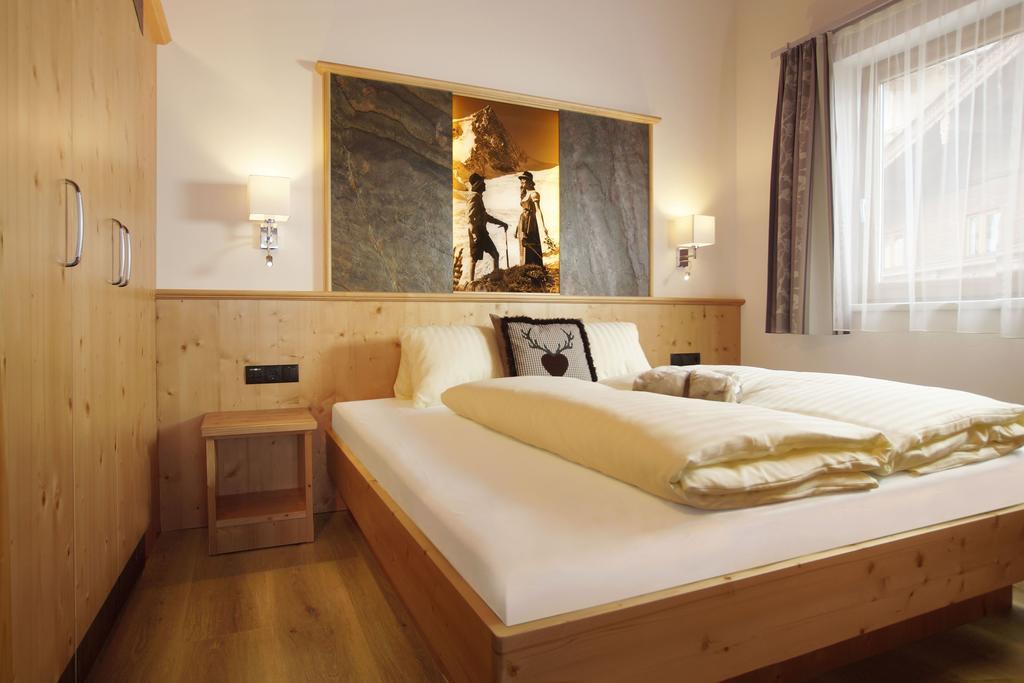 Haus Hintertux Hotel Room photo