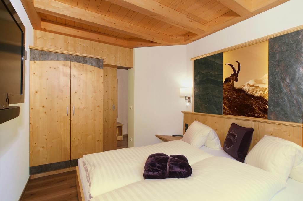 Haus Hintertux Hotel Room photo